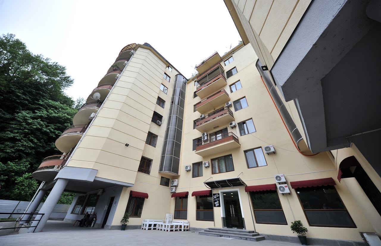 Boho Tiflis Hotel Zewnętrze zdjęcie